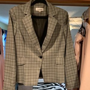 Calvin Klein black and white plaid suit jacket size 12